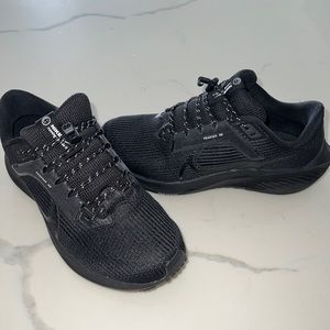 Nike worn couple times customized sneakers in great condition